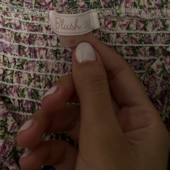 BRAND NEW Blush BJ Floral Smocked Short Mini Dress - Picture 2 of 3